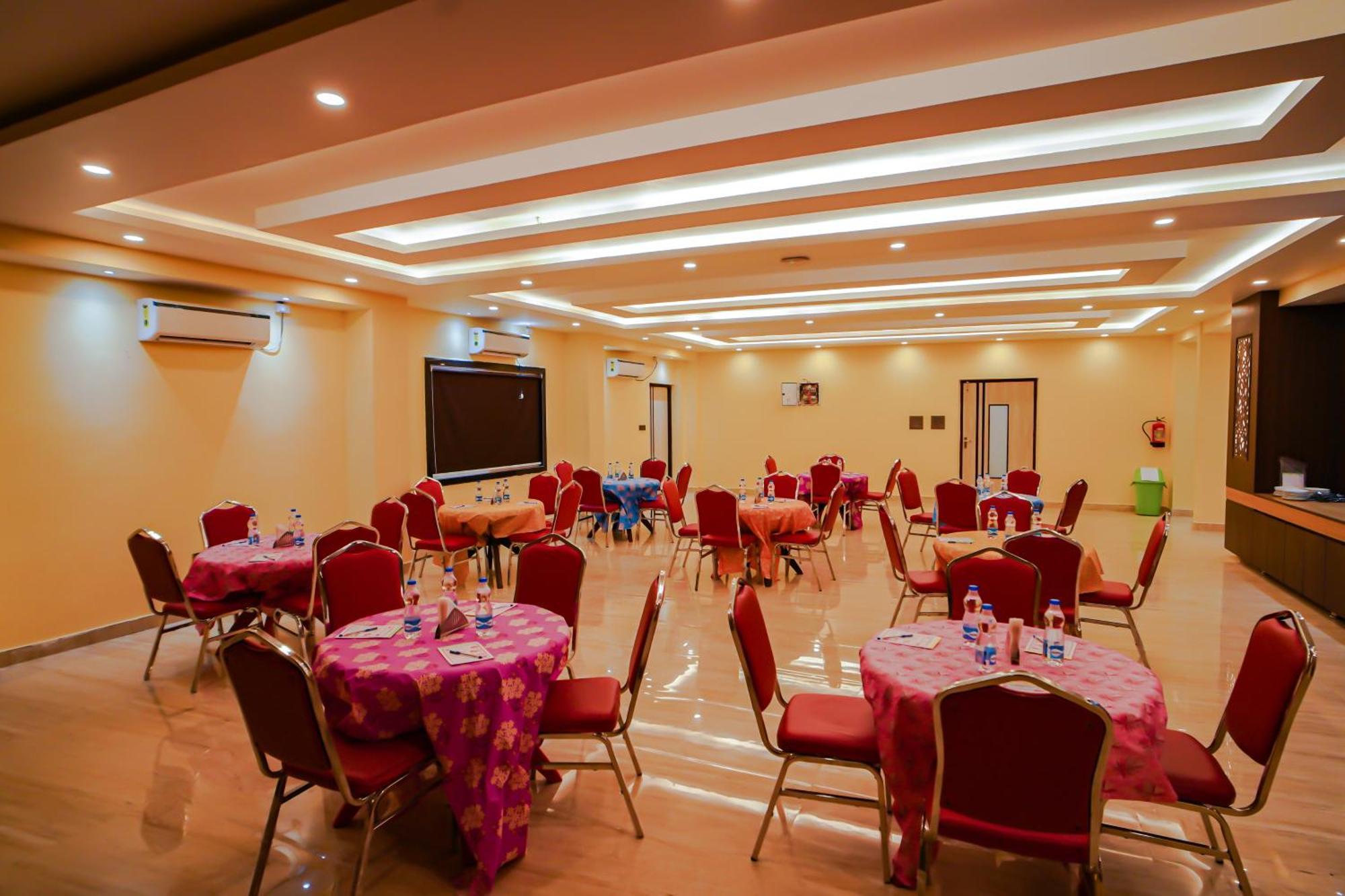 Prasant On Beach Resort !! Lift - Wifi -Restaurant-Parking Facilities-Newly Decorated Room !! Mandarmani Eksteriør billede