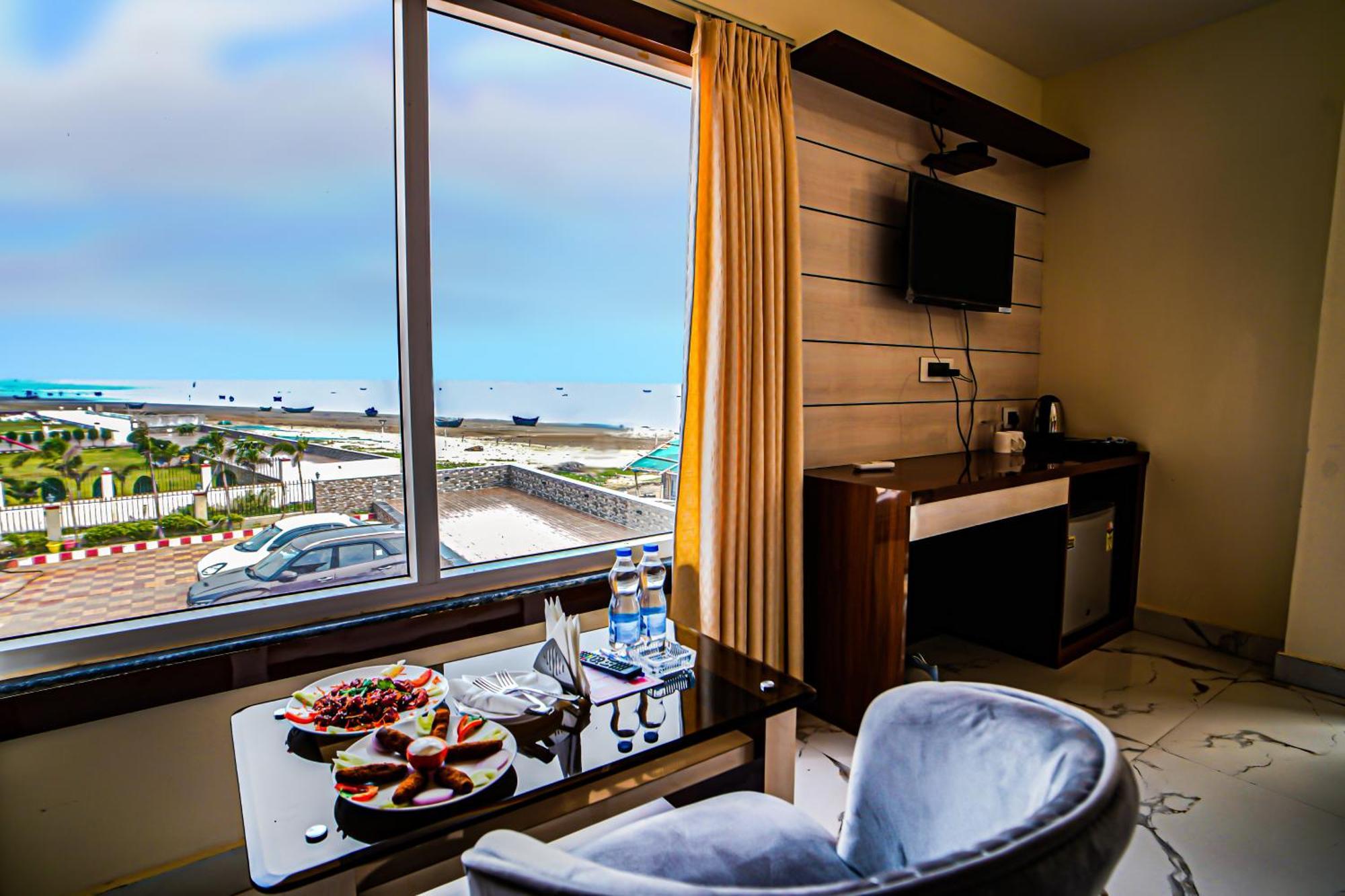 Prasant On Beach Resort !! Lift - Wifi -Restaurant-Parking Facilities-Newly Decorated Room !! Mandarmani Eksteriør billede