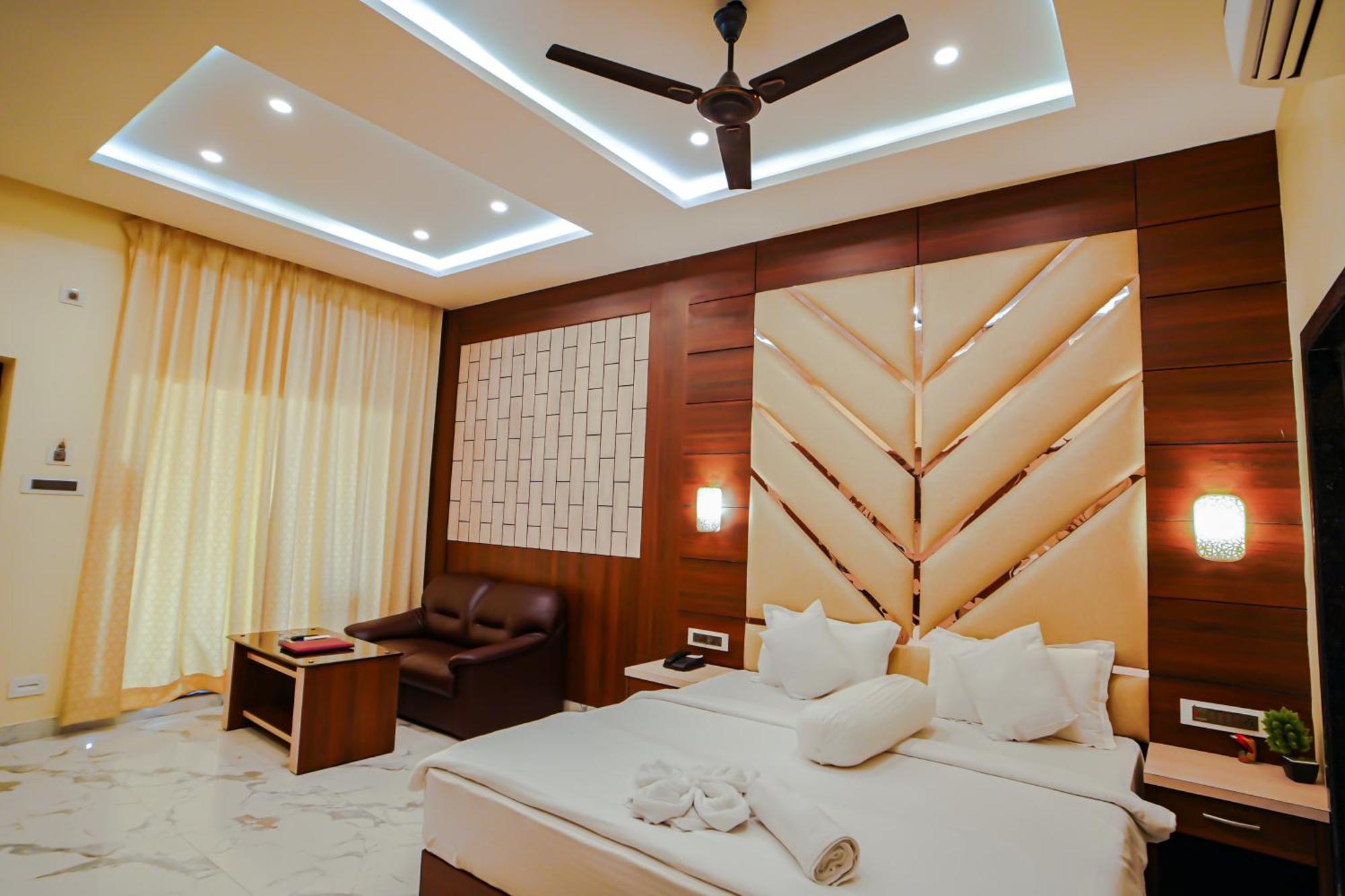 Prasant On Beach Resort !! Lift - Wifi -Restaurant-Parking Facilities-Newly Decorated Room !! Mandarmani Eksteriør billede