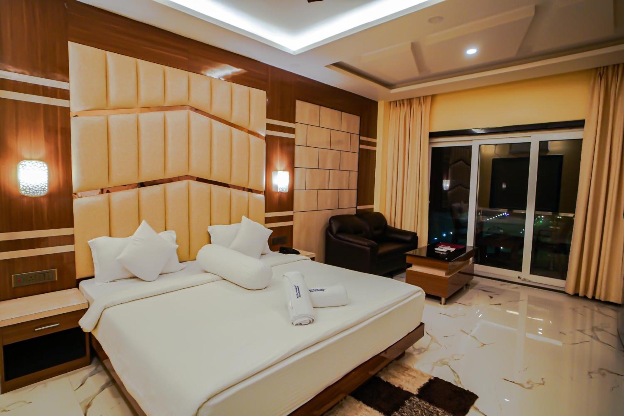 Prasant On Beach Resort !! Lift - Wifi -Restaurant-Parking Facilities-Newly Decorated Room !! Mandarmani Eksteriør billede