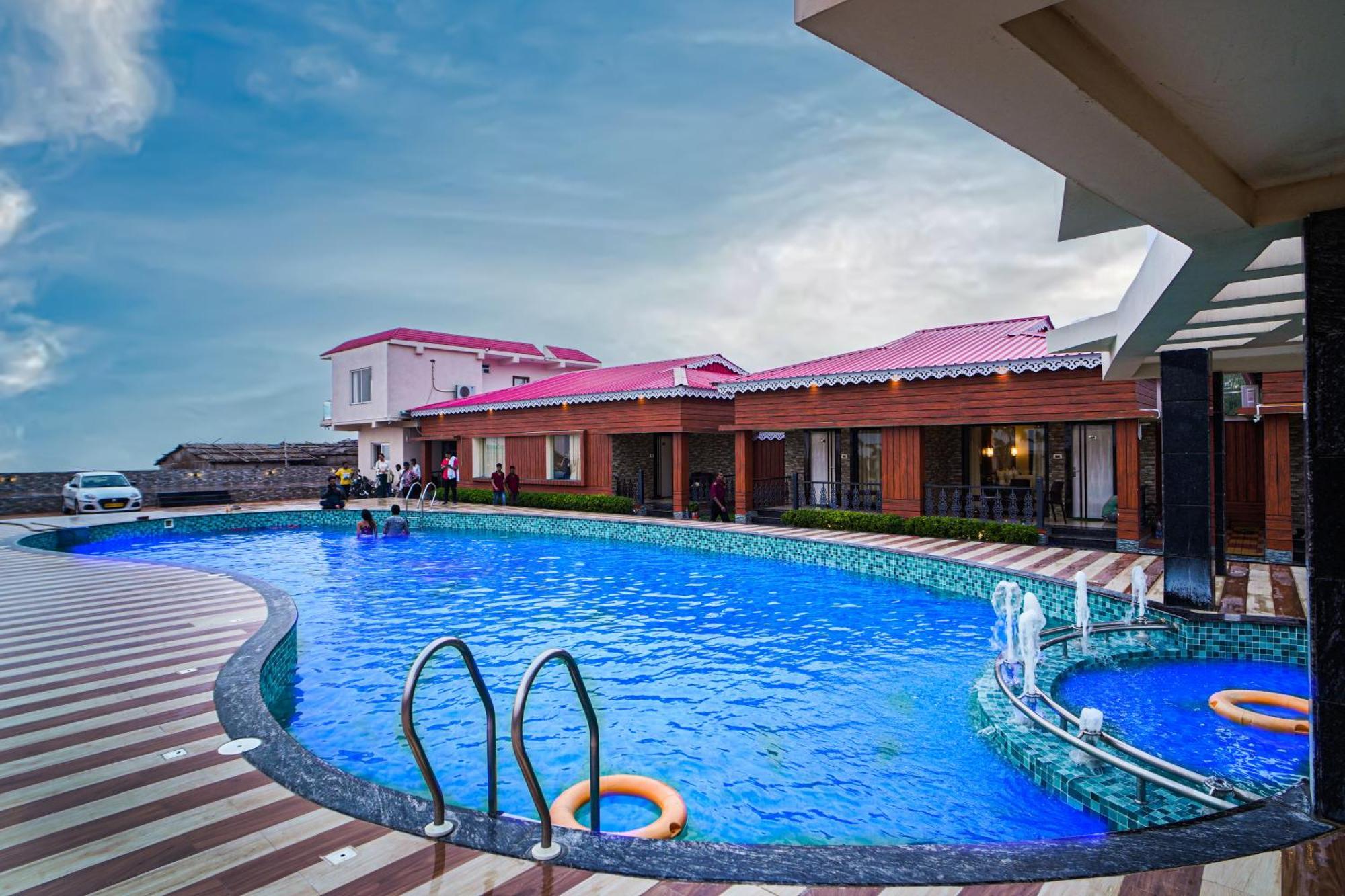 Prasant On Beach Resort !! Lift - Wifi -Restaurant-Parking Facilities-Newly Decorated Room !! Mandarmani Eksteriør billede