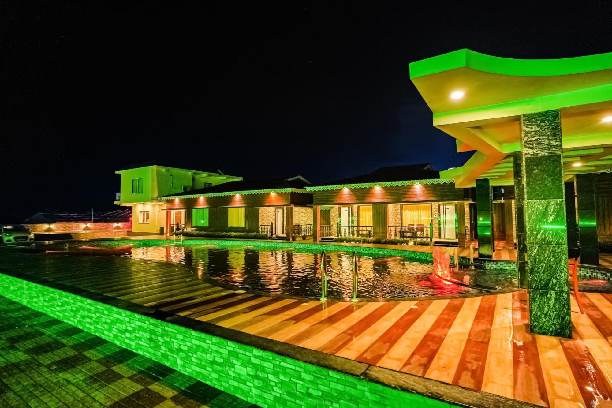 Prasant On Beach Resort !! Lift - Wifi -Restaurant-Parking Facilities-Newly Decorated Room !! Mandarmani Eksteriør billede