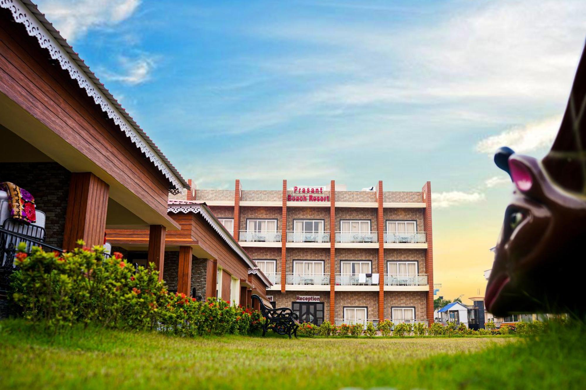 Prasant On Beach Resort !! Lift - Wifi -Restaurant-Parking Facilities-Newly Decorated Room !! Mandarmani Eksteriør billede
