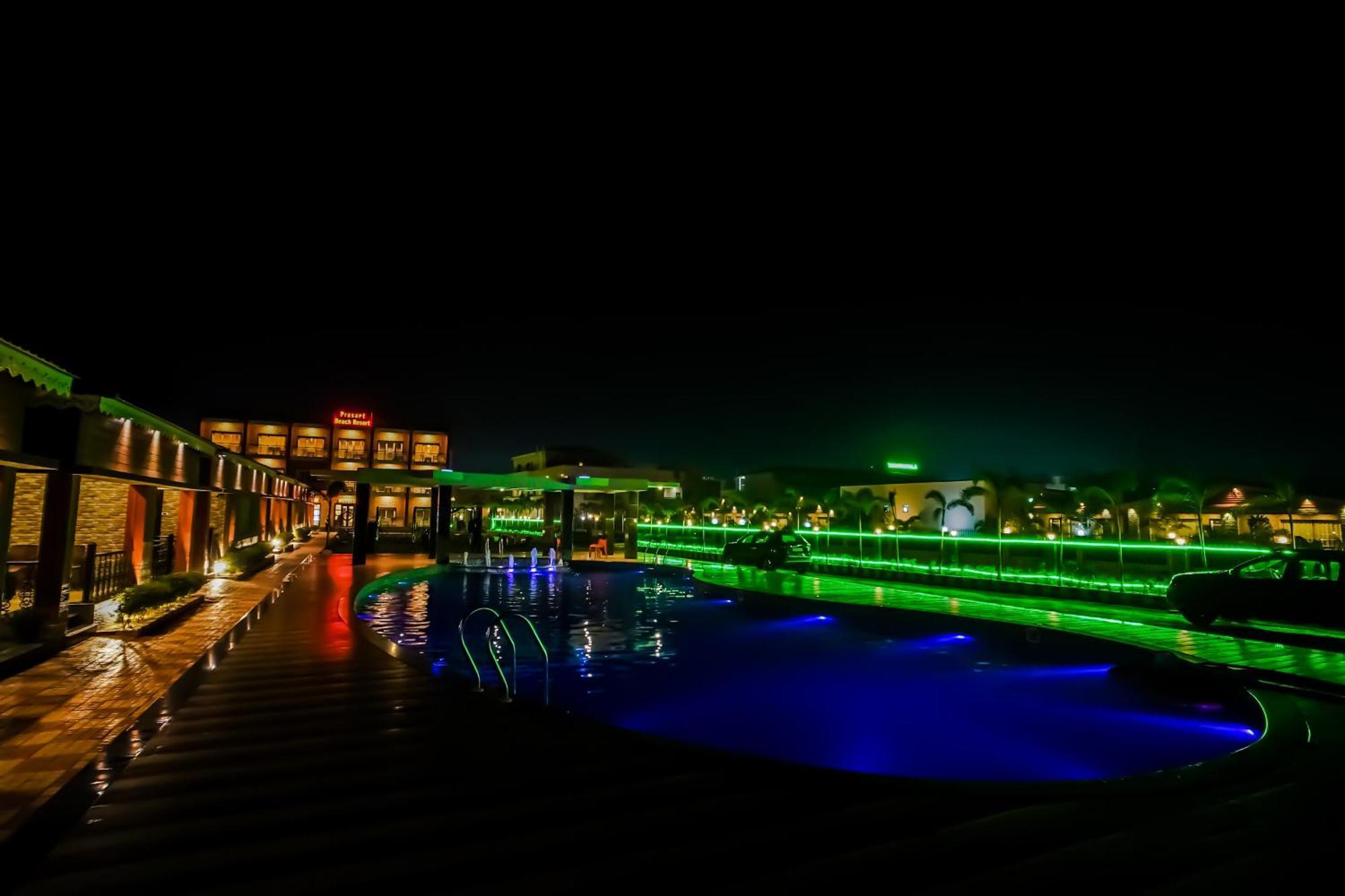 Prasant On Beach Resort !! Lift - Wifi -Restaurant-Parking Facilities-Newly Decorated Room !! Mandarmani Eksteriør billede